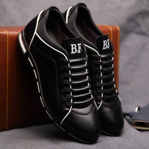 Men’s Vintage Style Sneakers